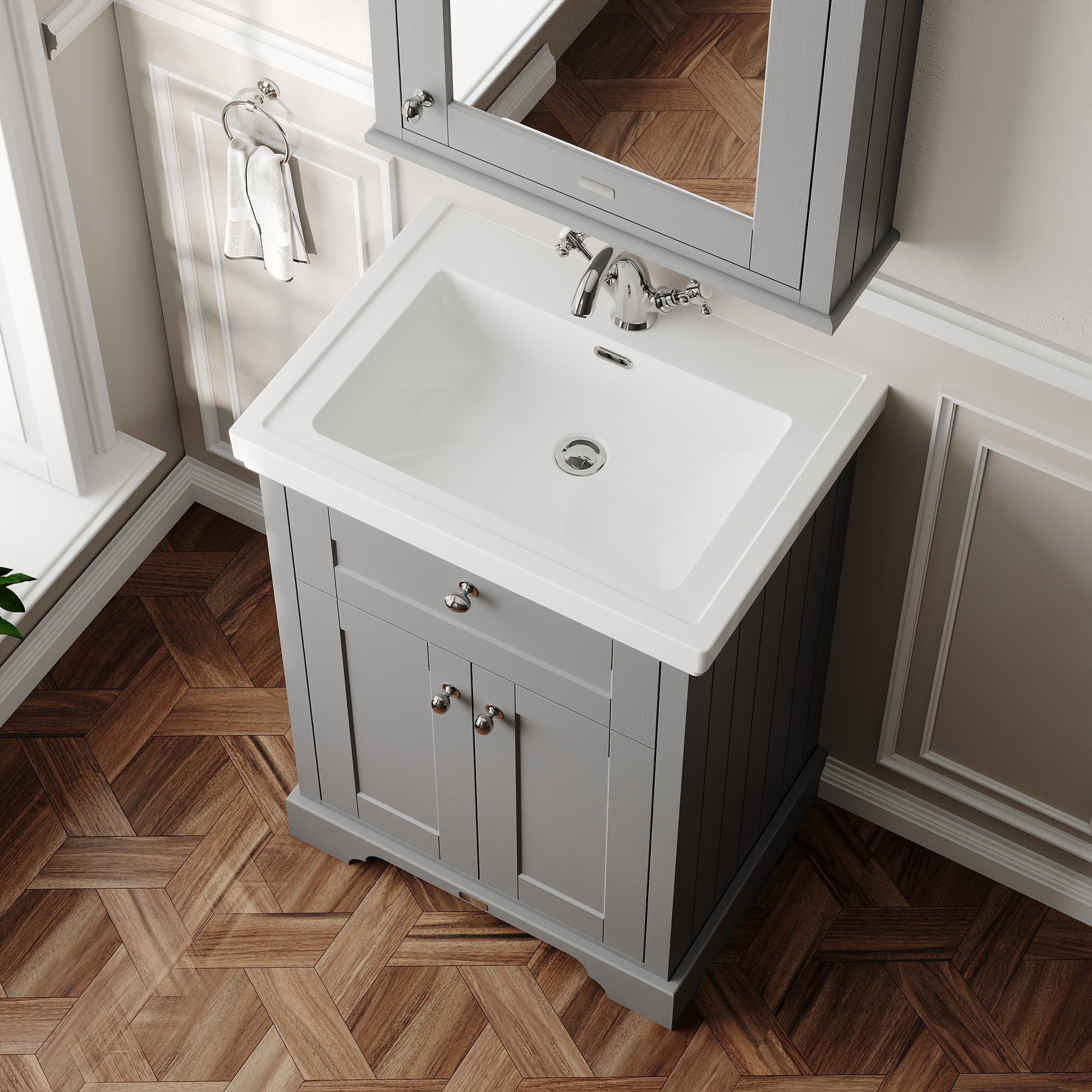 Hudson Reed Old London 600mm Floor Standing 2 Door Vanity Unit With Fireclay Basin