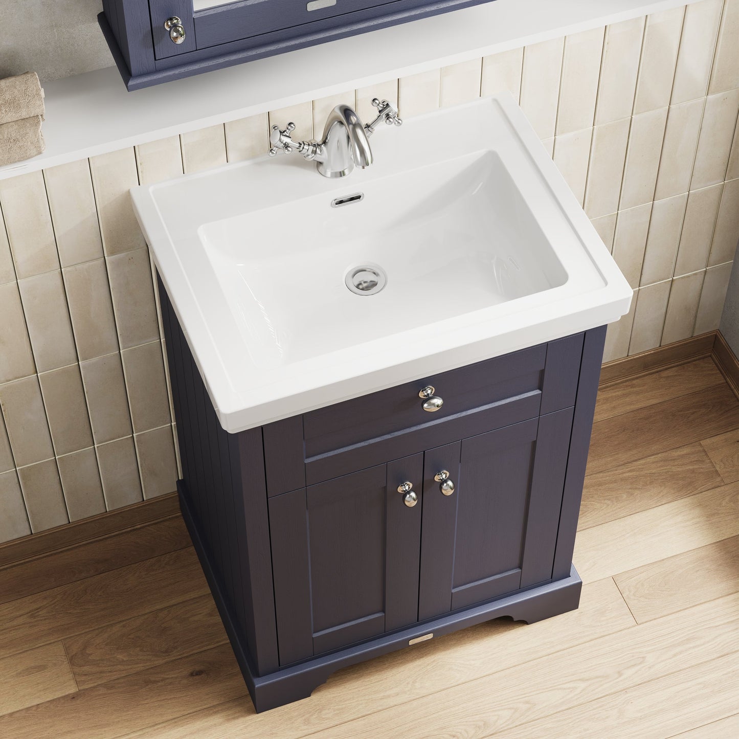 Hudson Reed Old London 600mm Floor Standing 2 Door Vanity Unit & 1 Tap Hole Fireclay Basin