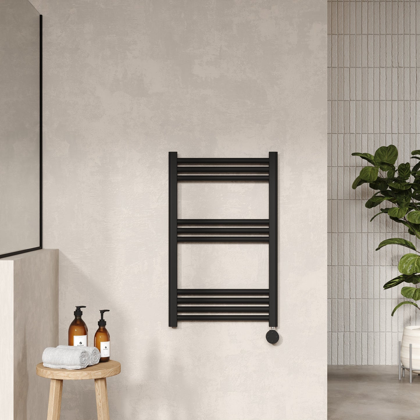 Electric Round Towel Rail 800x500