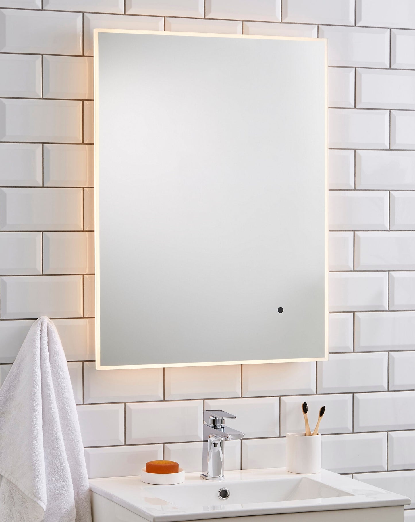 Seattle 600x800mm Mirror