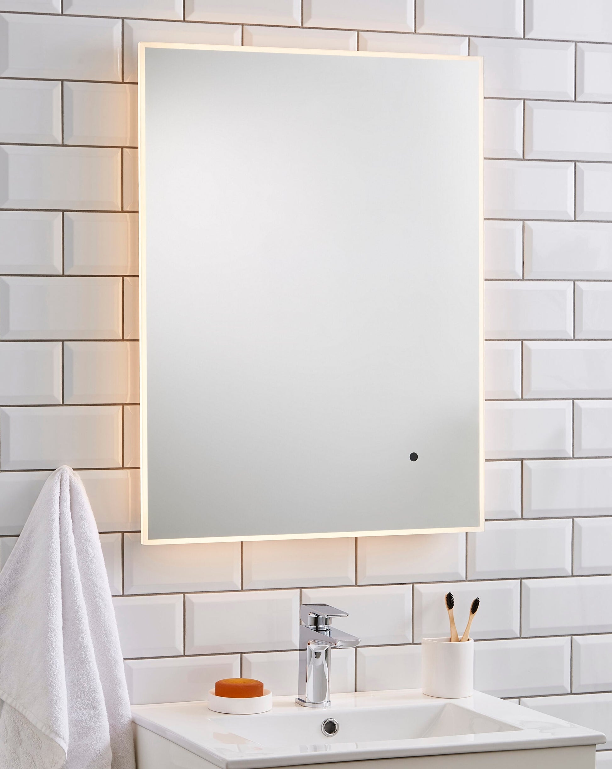 Seattle 600x800mm Mirror