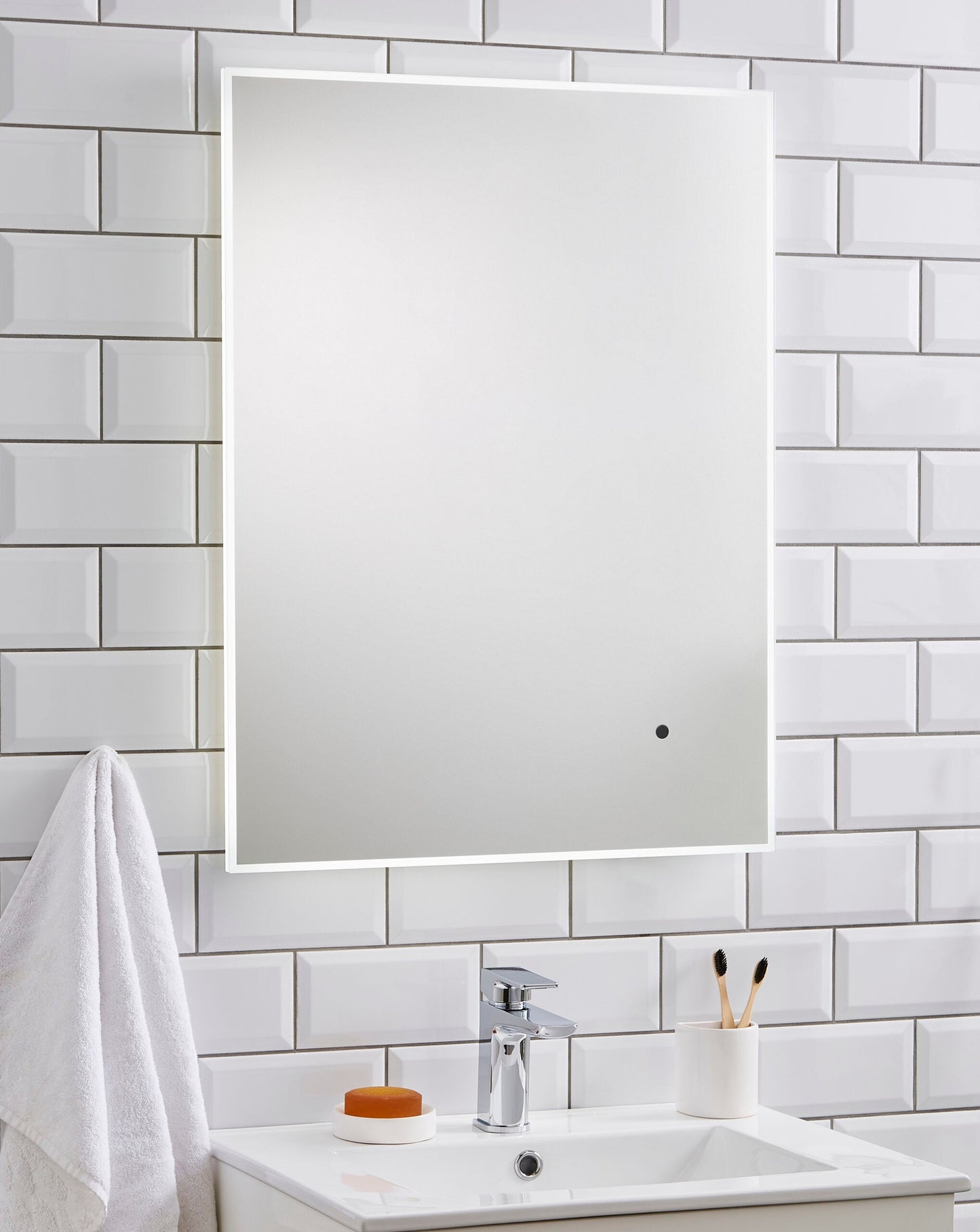 Seattle 600x800mm Mirror