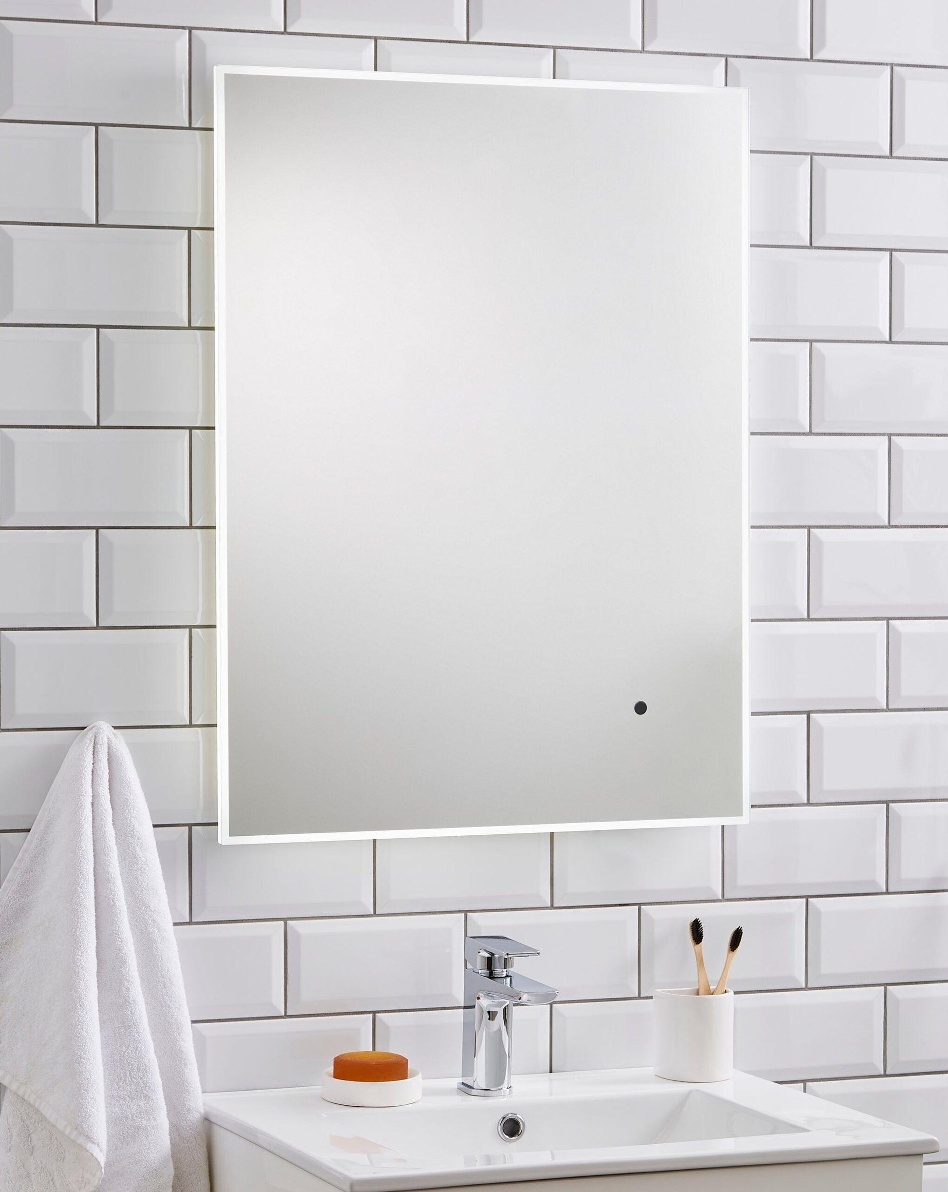 Seattle 600x800mm Mirror