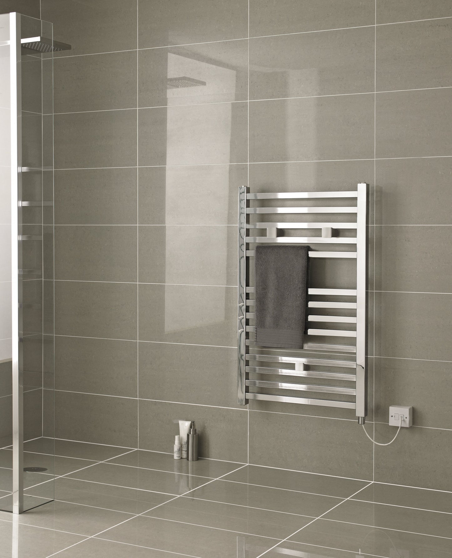 Electric Radiator 690 x 500mm (200 Watt)