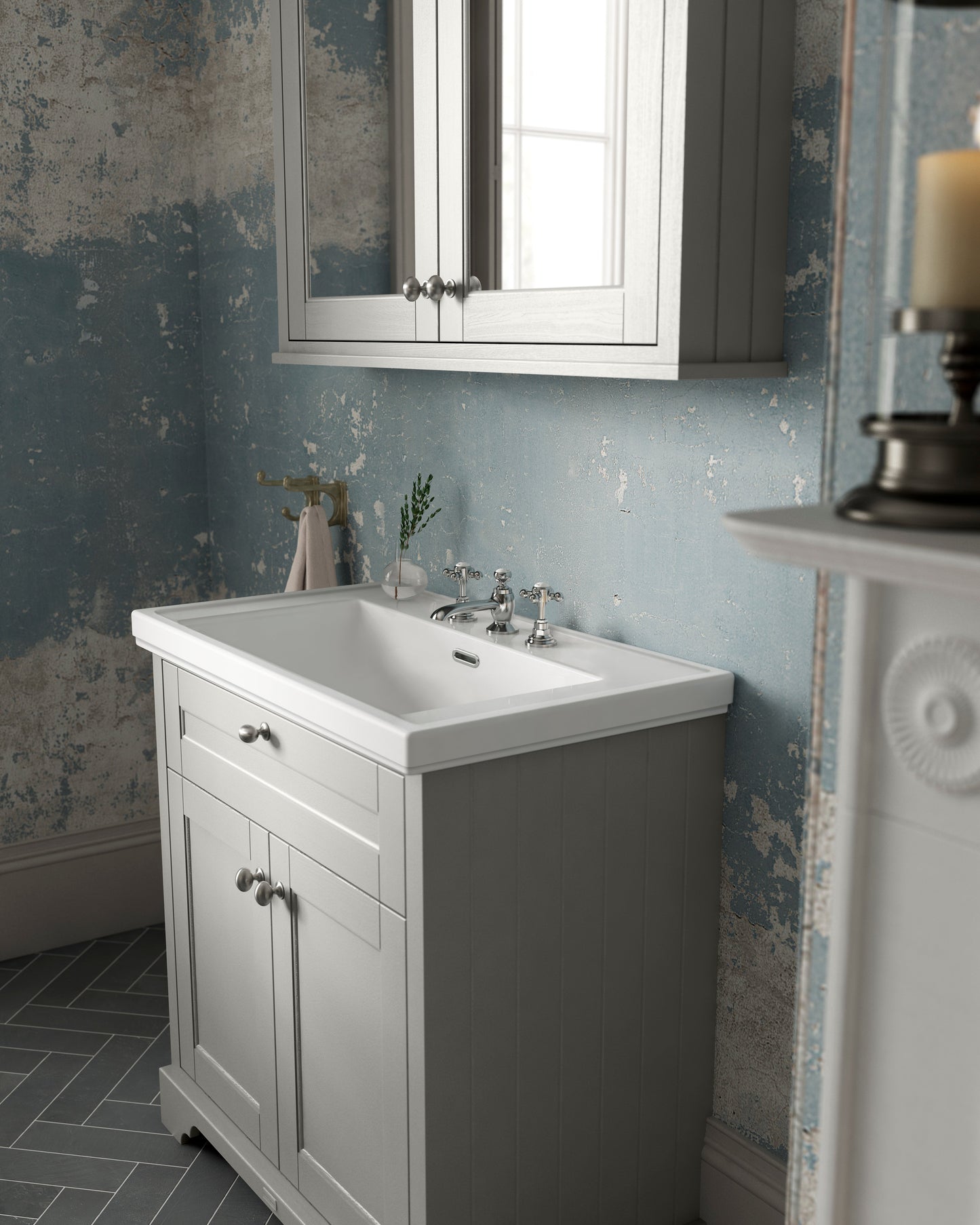 Hudson Reed Old London 800mm Floor Standing 2 Door Vanity Unit With 3 Tap Hole Fireclay Basin