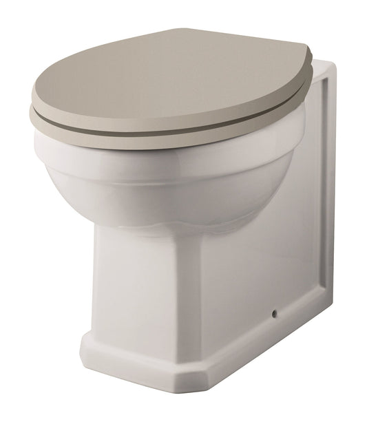 Richmond Comfort Height Back to Wall Pan